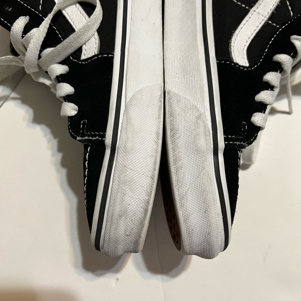 Vans Sk8-Hi Youth Kids Size 3.5 Shoes Black White High Top Skater Sneakers - Picture 6 of 10